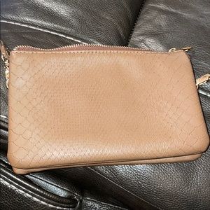 Caroline Hill Crossbody